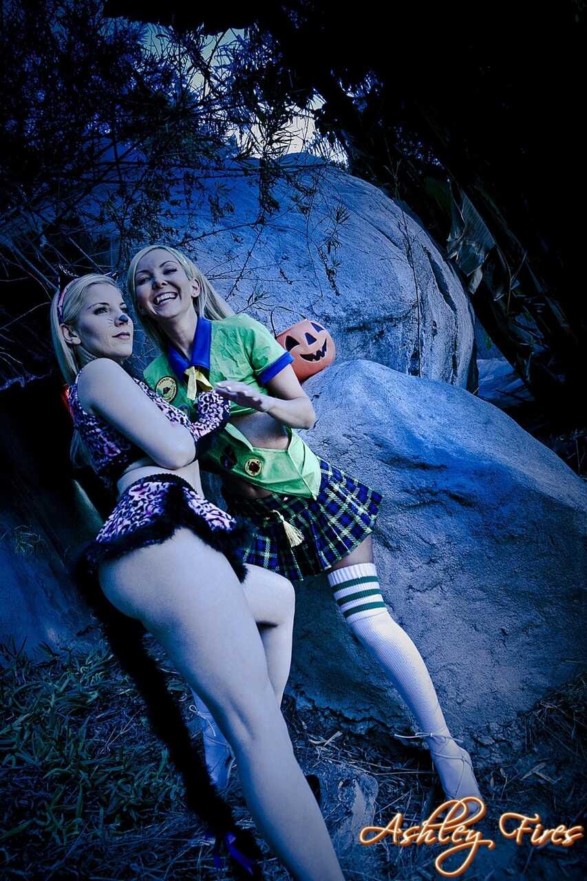 Halloween Nights with the Blonde Bombshells Aaliyah Love and Ashley Fires - Aaliyah Love, Ashley Fires