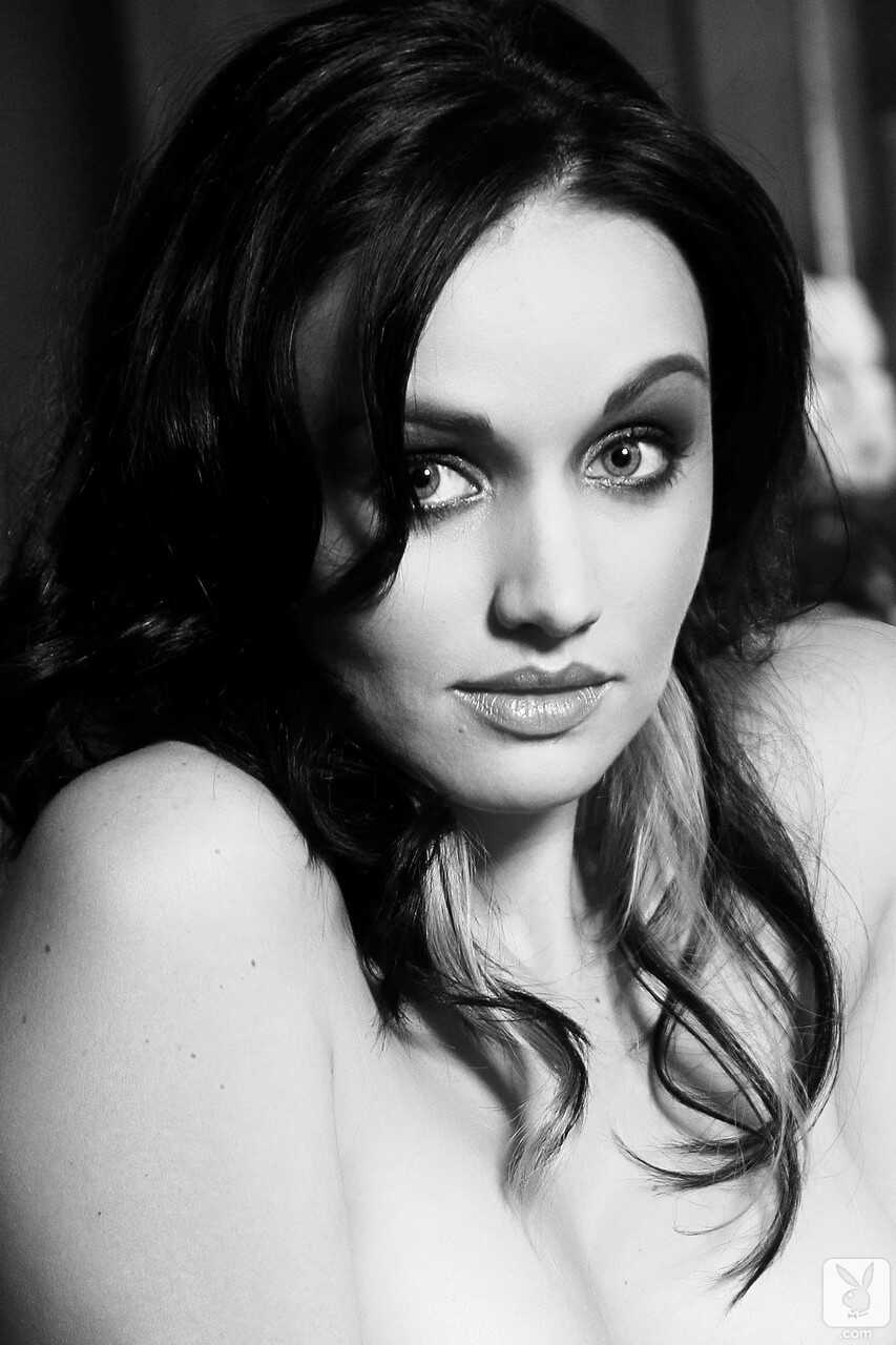 Curvy Centerfold Model Roxane Viljoen Shows Off Her Fake Boobs and Heels - Roxane Viljoen