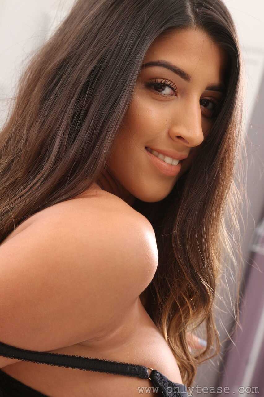 Alexa's Nylon Show: Busty Bombshell in Black Lingerie - Alexa Campbell