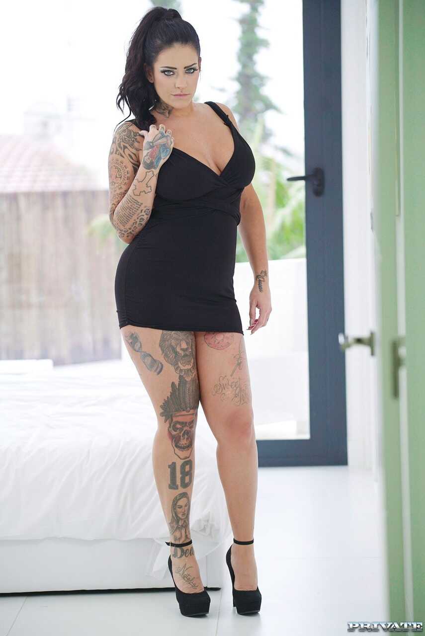 Curvy babe Raquel Adan shows her tattoos and hot bosom before anal sex with Spanish Pussy, Curvy Glasses, Curvy Latina, Bi...