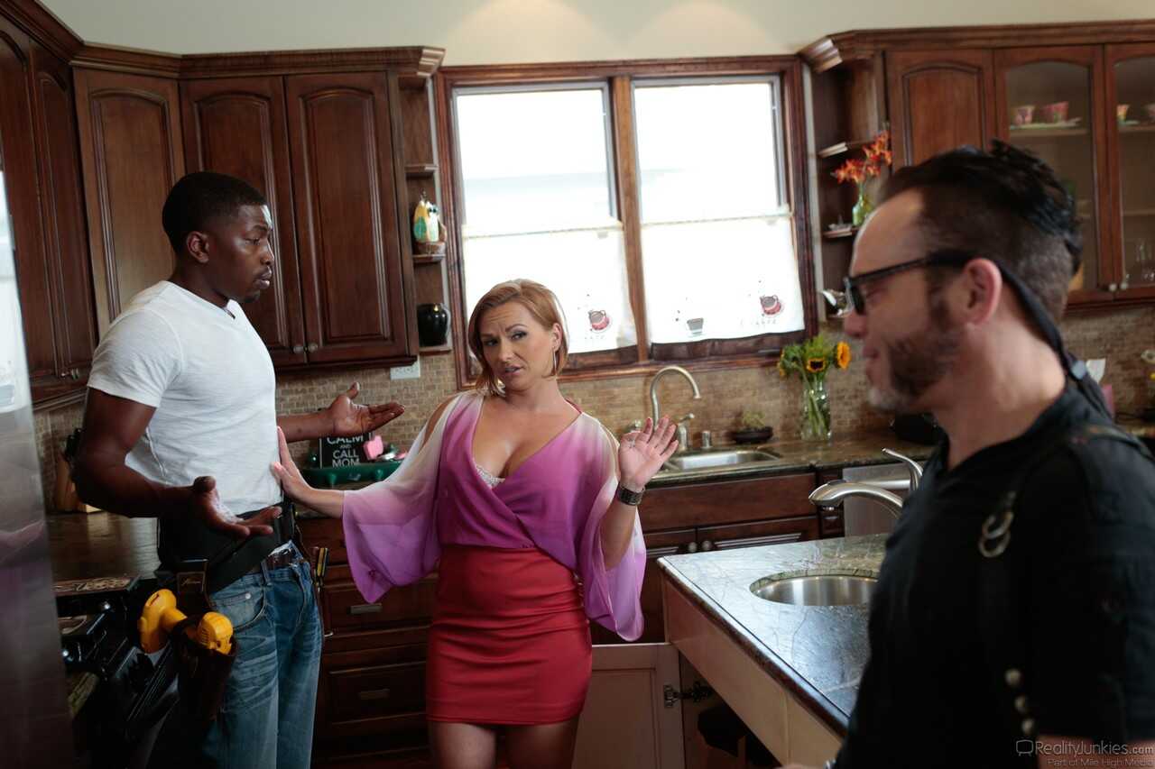 Katja Kassin's Interracial Cuckold Fantasy: Isiah Maxwell's BBC Destroys the Hot MILF's Tight Pussy - Isiah...