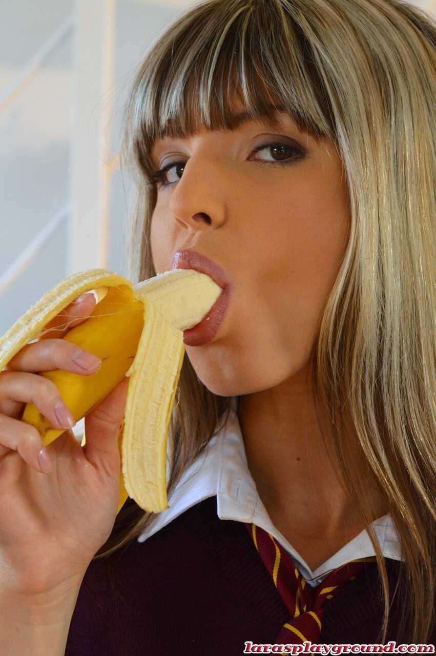 Teen Dreams Of A Big Banana (18+)- Super Hot MILF Sucks On A Banana While Dreaming Of A Big Cock In Her Mouth (18+)- Beaut...