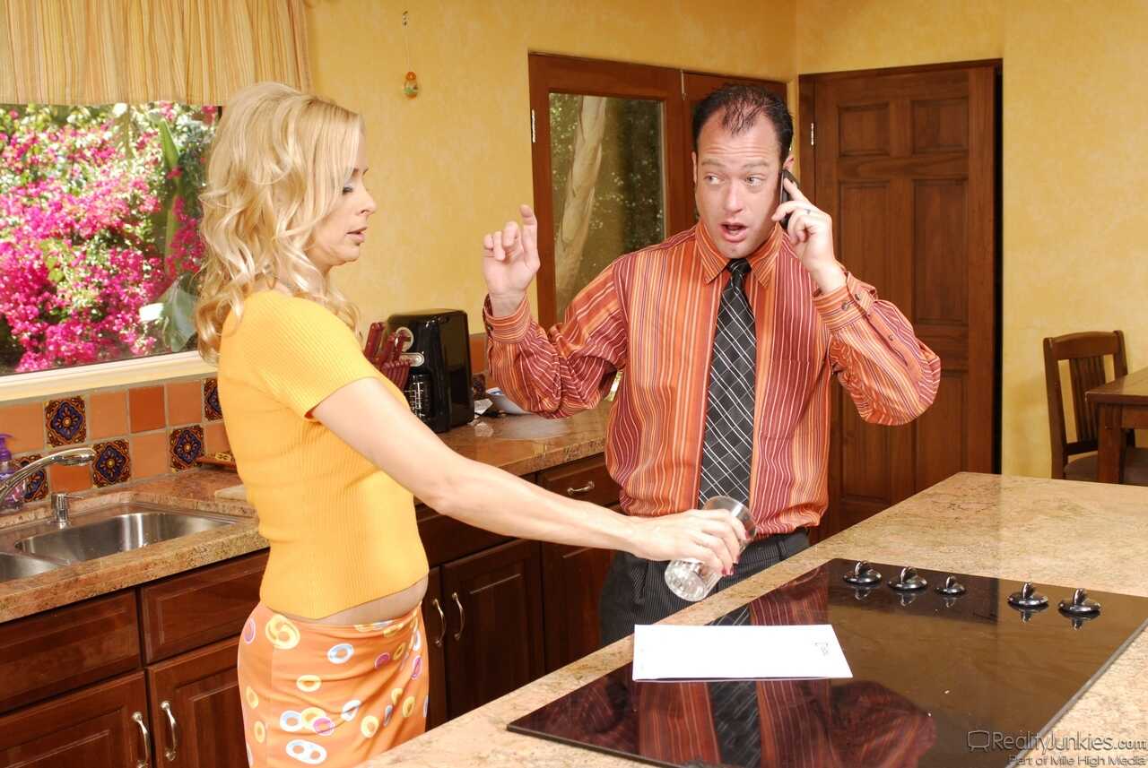 Skinny Mature Payton Leigh Blows and Fucks in the Kitchen for Jenner's Hardcore Pleasure - Jenner, Payton Leigh