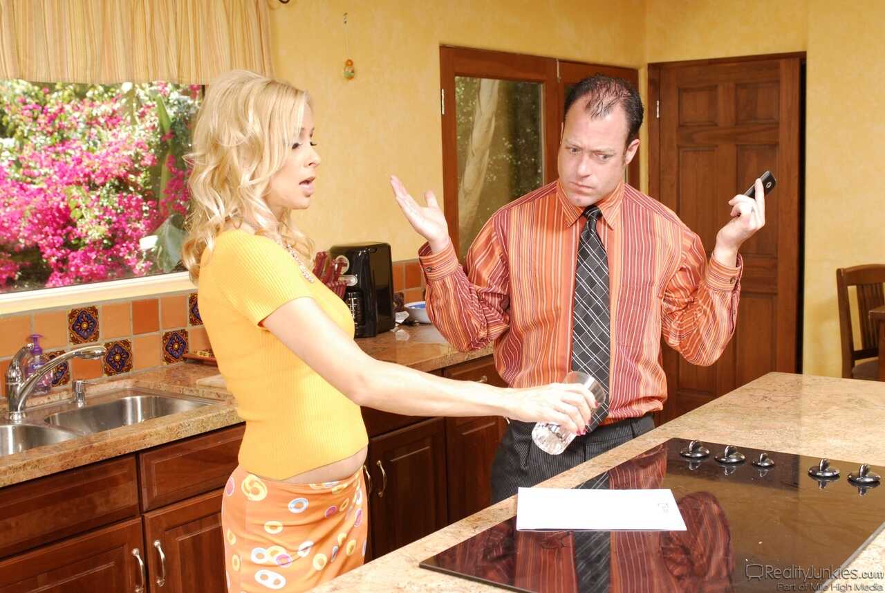 Skinny Mature Payton Leigh Blows and Fucks in the Kitchen for Jenner's Hardcore Pleasure - Jenner, Payton Leigh