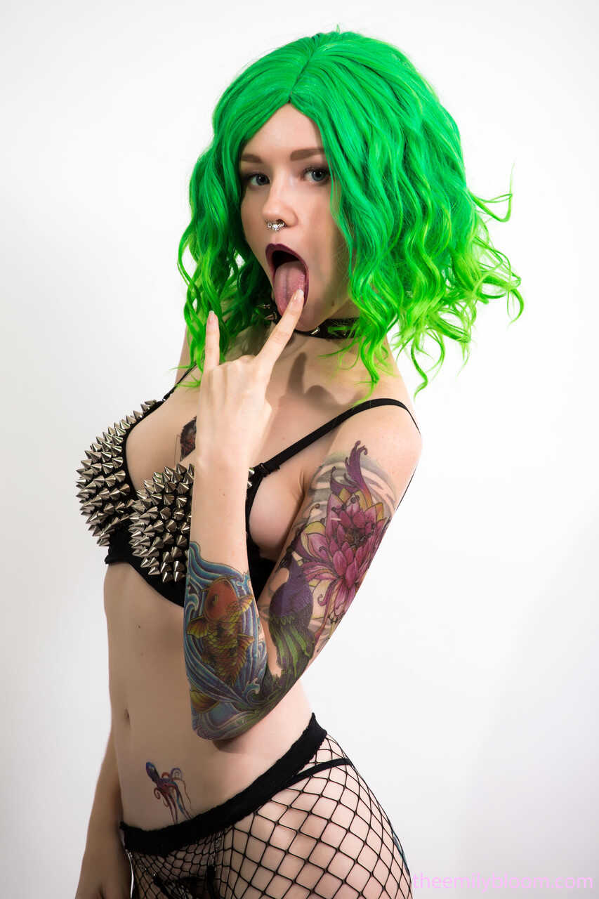 Emily Bloom: Alt Slut with Green Hair, Tattoos, Fishnets and High Boots Goes Raw and Wild in the Bedroom