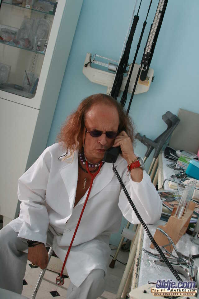 Mariela's Doctor Visit: Naughty Teen Gets Pounded By Kinky Old Doc In The Hospital - Manfred, Miriela Orion