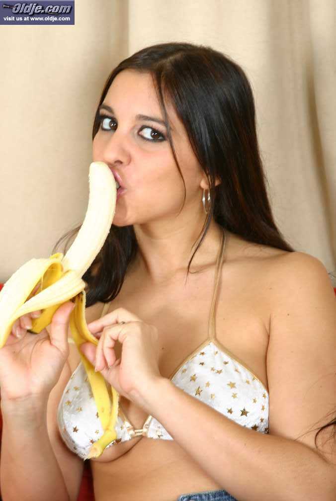 Brunette teen with a yummy bosom Salma De Nora eats Neil's dick and male asshole while he rides her doggy style - Nei...