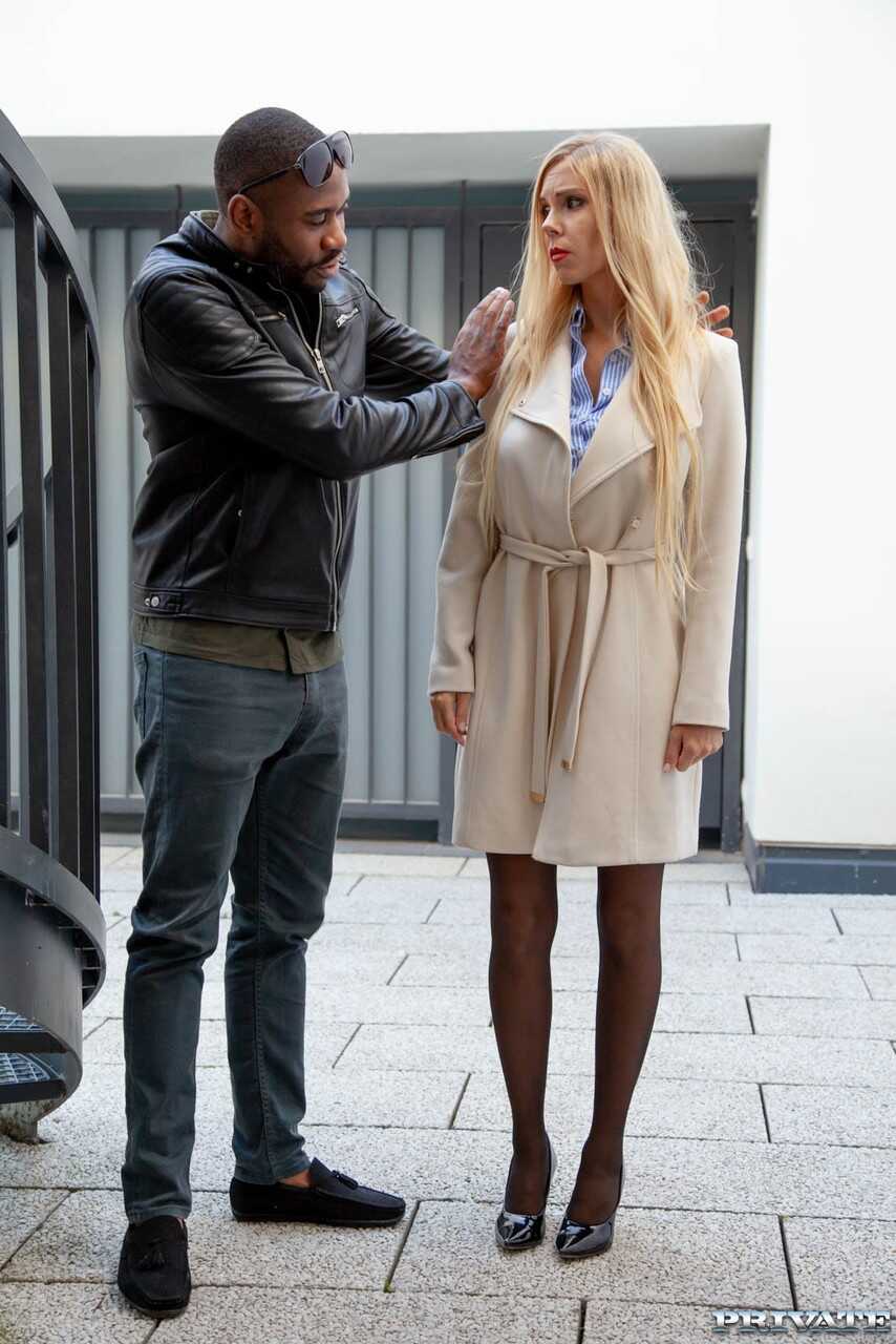 Blonde Florane's Anal Interracial Gangbang with Tony Brooklyn and His Black Crew - Florane Russell, Tony Brooklyn