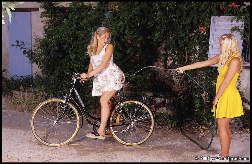 Motherly Love Czech Mature Stacy Silver with Sandy Style! - Sandy Style, Stacy Silver