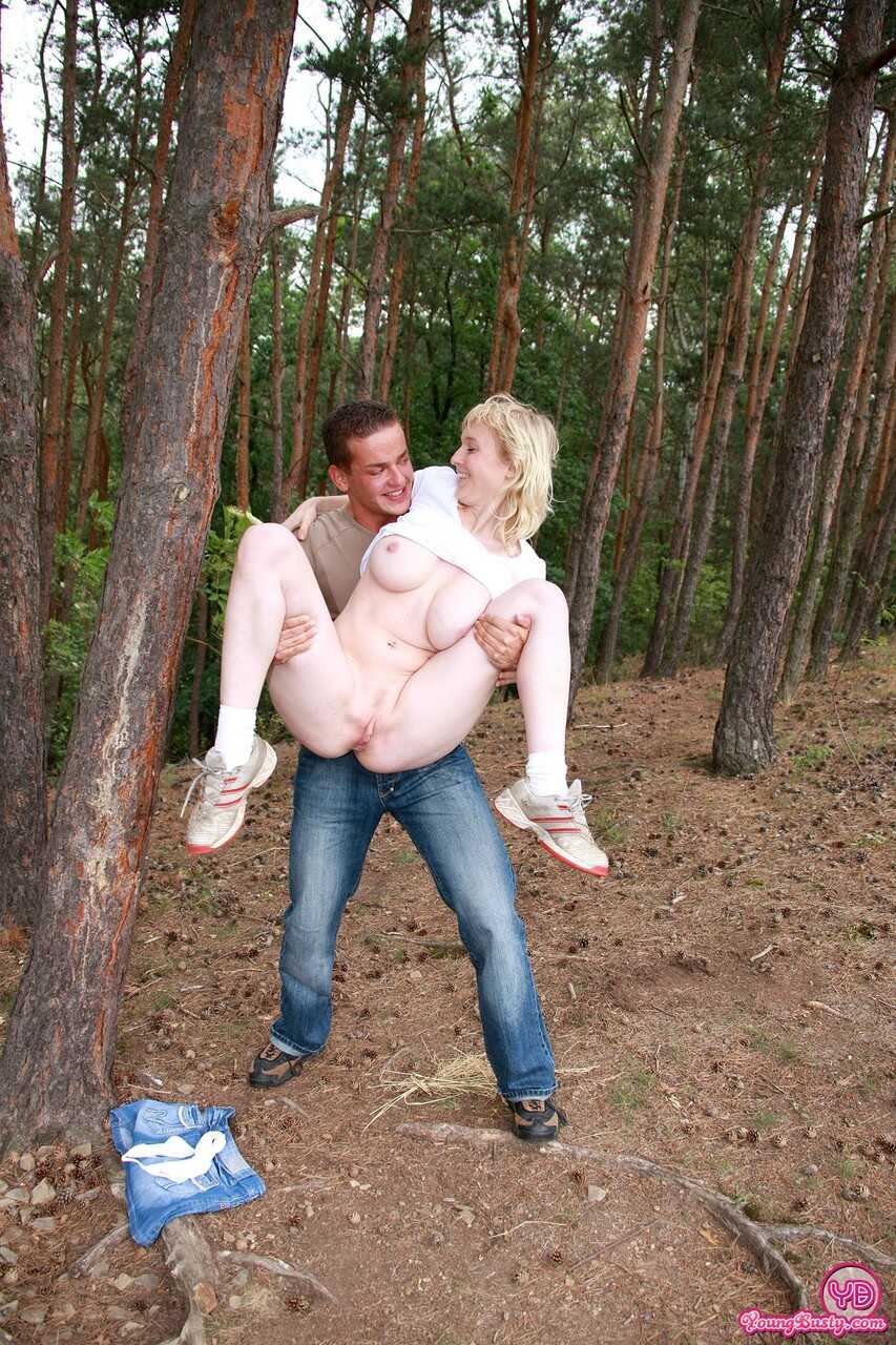 Blonde Petra Loves Getting Dirty During Outdoor Sex and Gets Her Big Boobs Spunked by a Strong Man! - Petra Mis