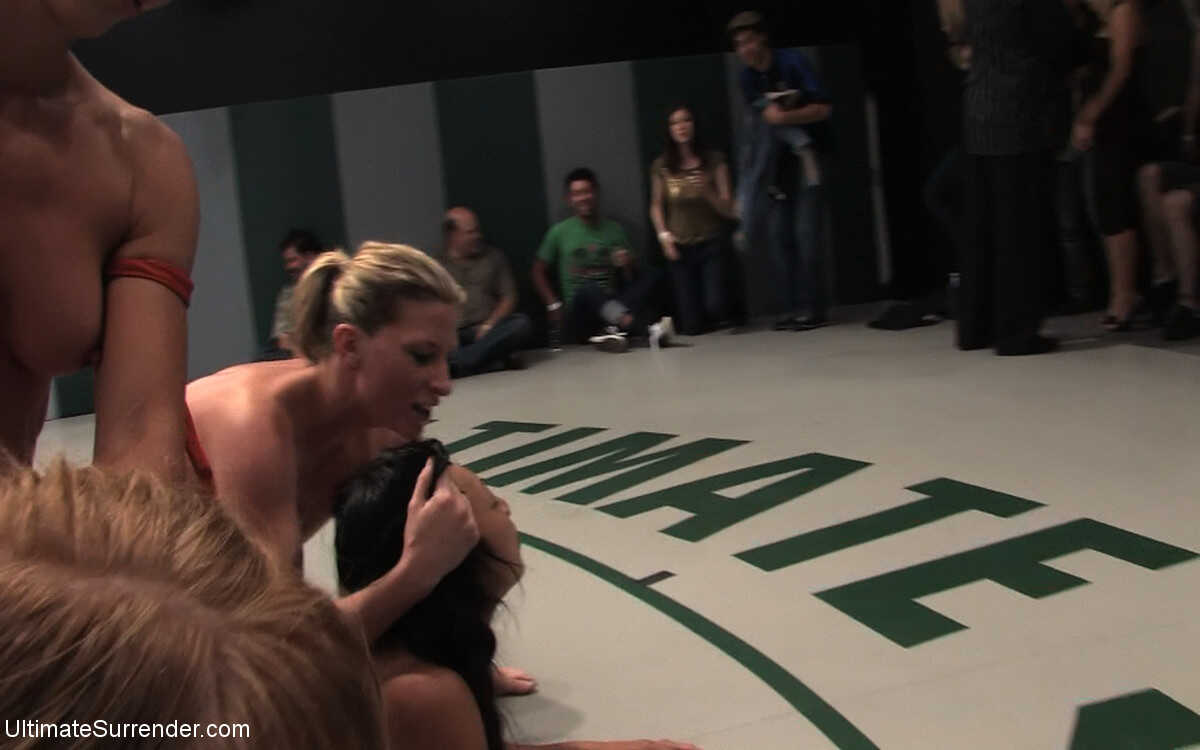 East Meets West Submission Wrestling with Ami Emerson, Ariel X, Tia Ling and Wenona - Ami Emerson, Ariel X, Tia Ling, Wenona