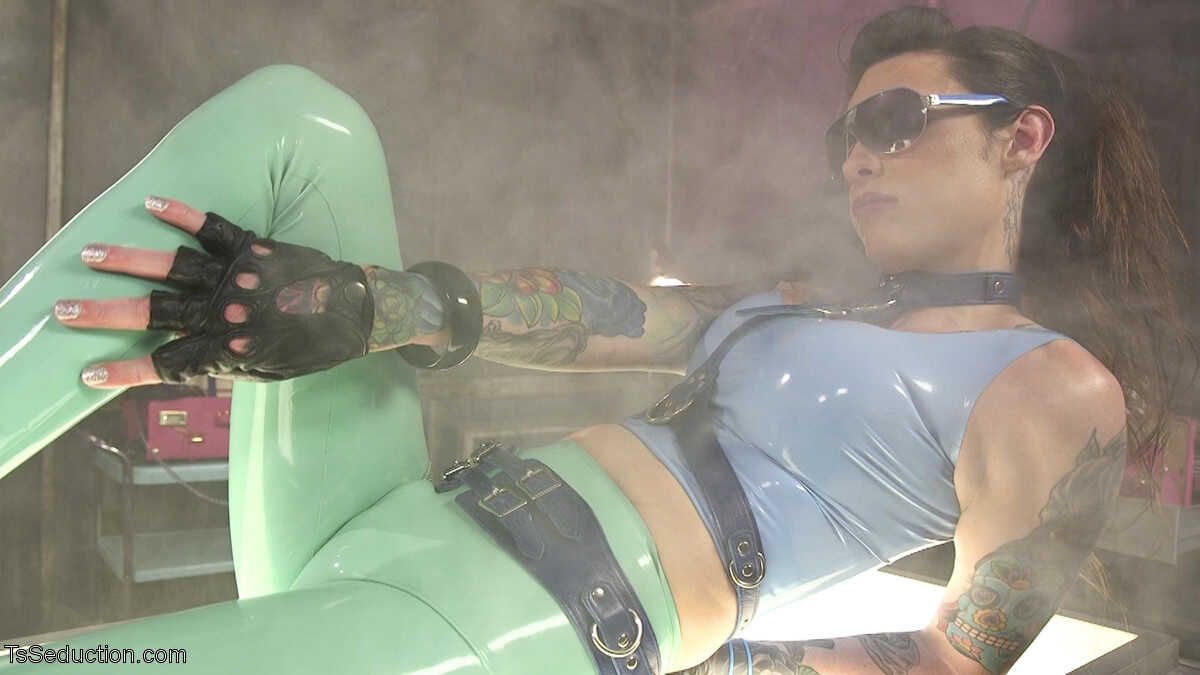 TS Seduction Chelsea Marie, Mike Panic Bondage and Discipline with a Hairy Tattooed Shemale Dominatrix - Chelsea Marie, Mi...