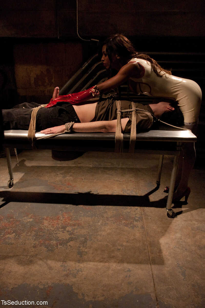TS Seduction: Chris Ockham Ties Up Natassia Dreams for a Black Shemale Domination - Chris Ockham, Natassia Dreams