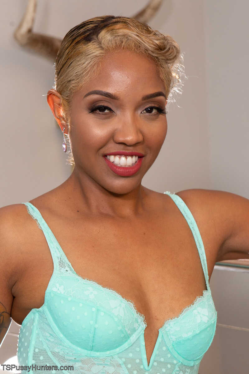 Horny shemale TS Foxxy bangs stunning ebony with a bubble ass Lotus Lain in a hot lesbian action - Lotus Lain, TS Foxxy