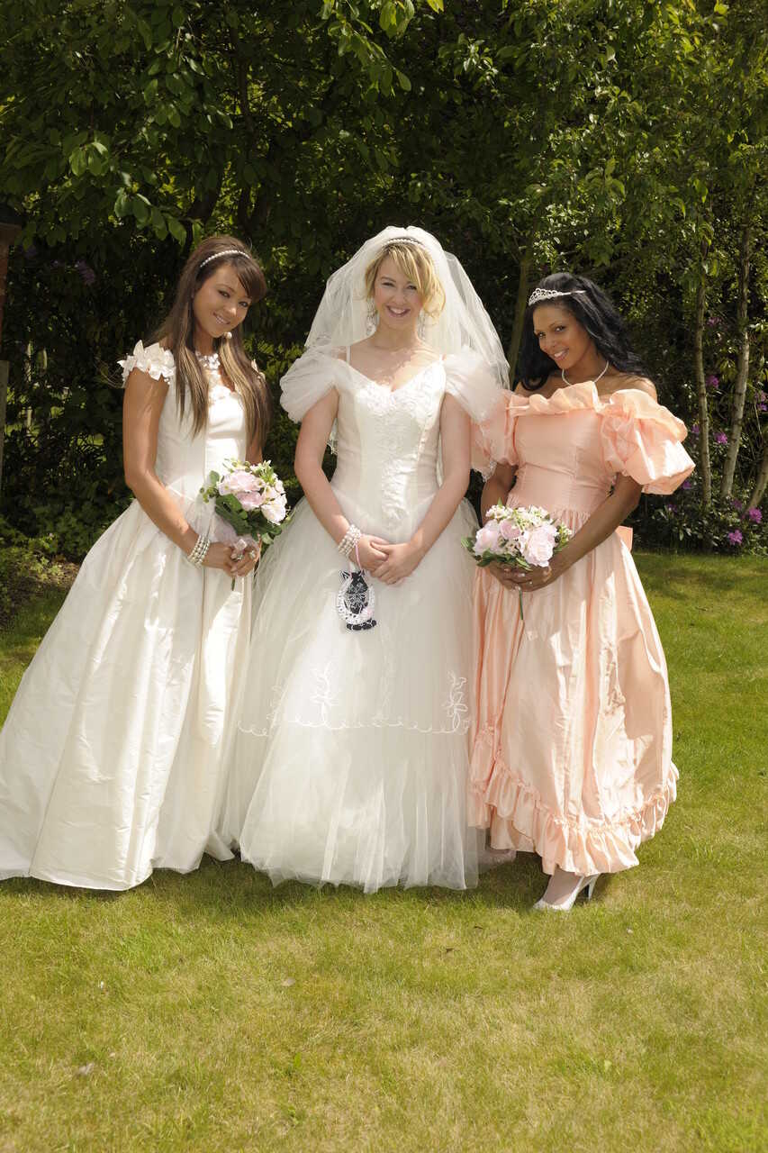 Hot bride India gets lured into a kinky all-girl 3some with her ebony lesbian maids - India, Katie, Natalia