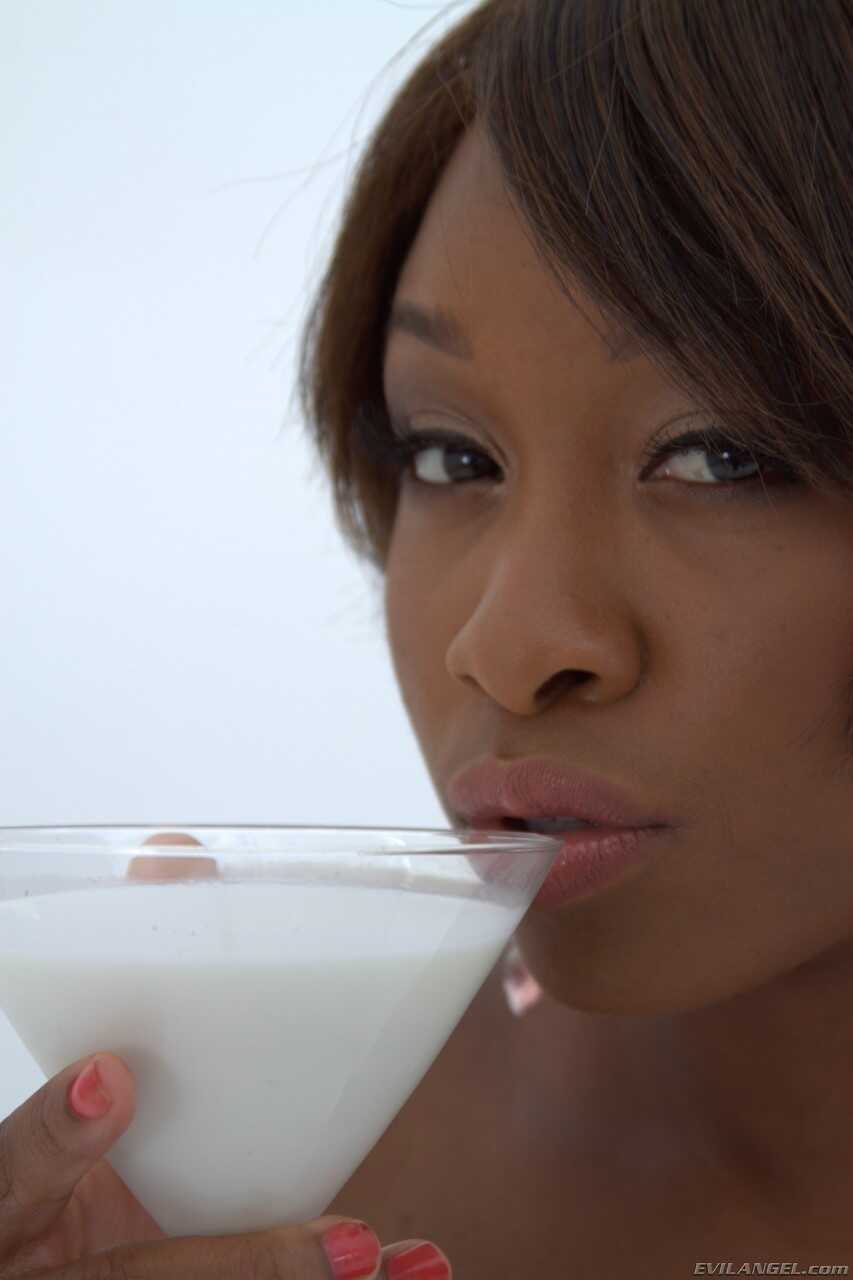 Black Ass Bounty Hunters: Imani Rose and Nyomi Banxxx Drench Naked in Milk - Imani Rose, Nyomi Banxxx
