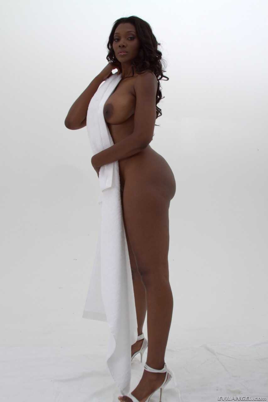 Black Ass Bounty Hunters: Imani Rose and Nyomi Banxxx Drench Naked in Milk - Imani Rose, Nyomi Banxxx