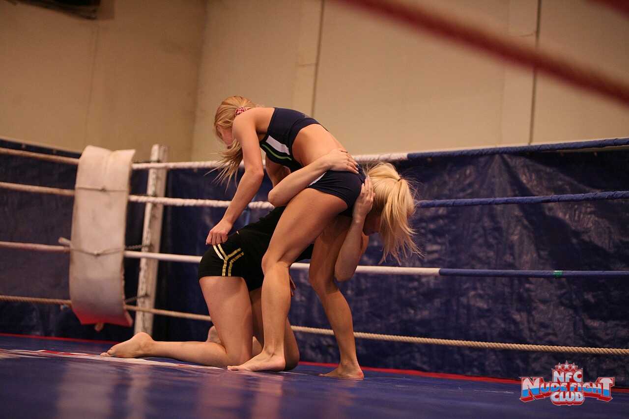 Sweaty Wrestling Queens: Brandy Smile and Nikky Thorne Lick Each Other's Pussies Clean - Brandy Smile, Nikky Thorne