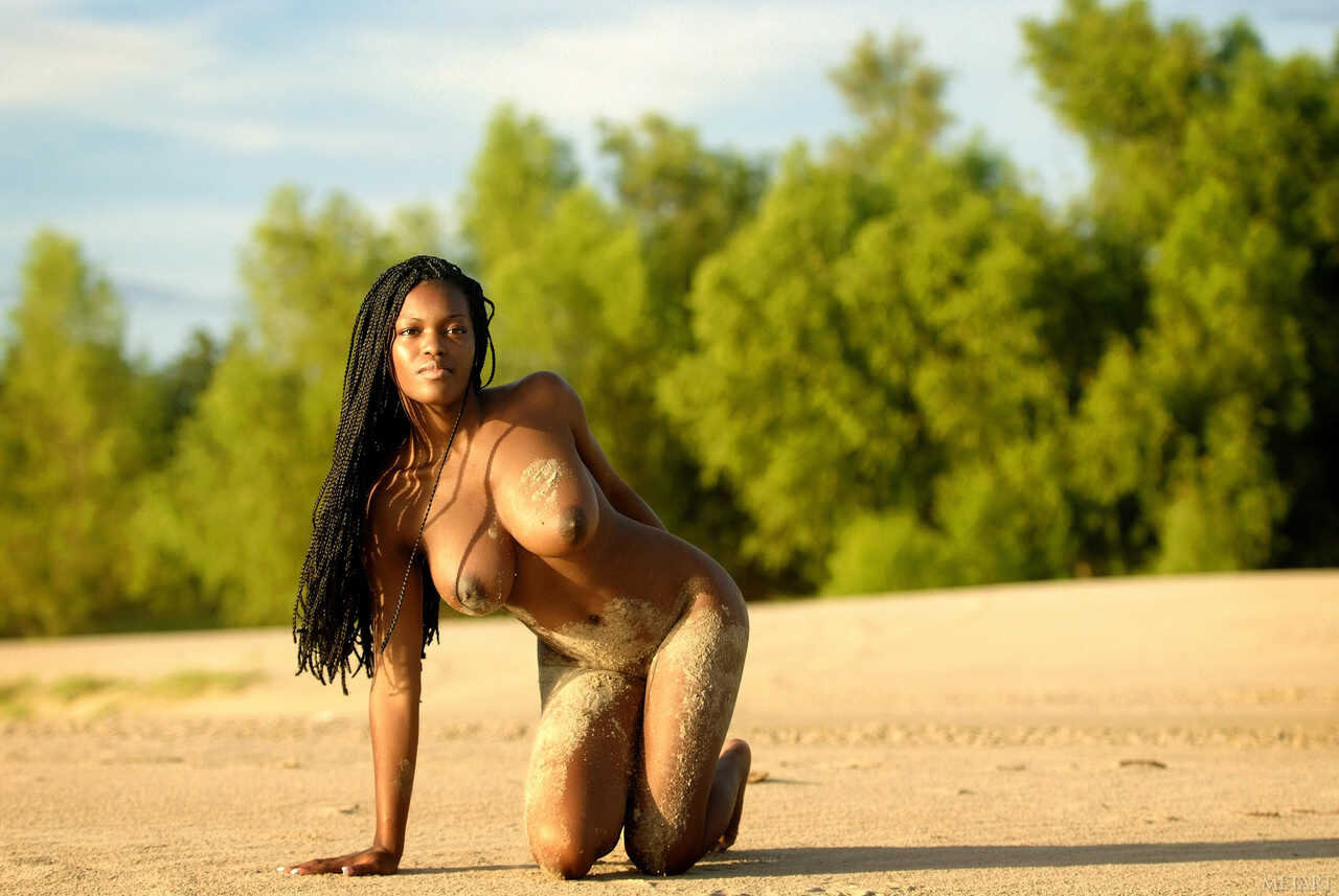 Deserea A's Big Boobs on the Beach: The Ebony Teen Sheds Her Dress and Shows Off Her Sexy Body - Deserea A