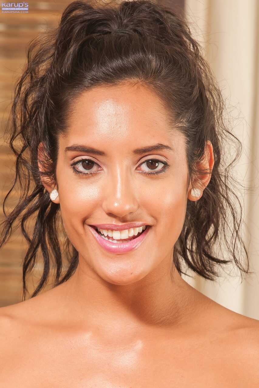 Stunning Chloe Amour's Juicy Latina Pussy Massage Puffy and Spread for Your Pleasure! - Chloe Amour