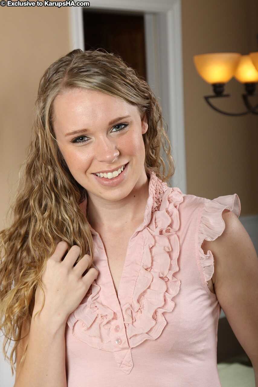 Busty Anna Stevens, the Blonde Next Door, Stands Up for Karup's Neighborhood Honeys - Anna Stevens