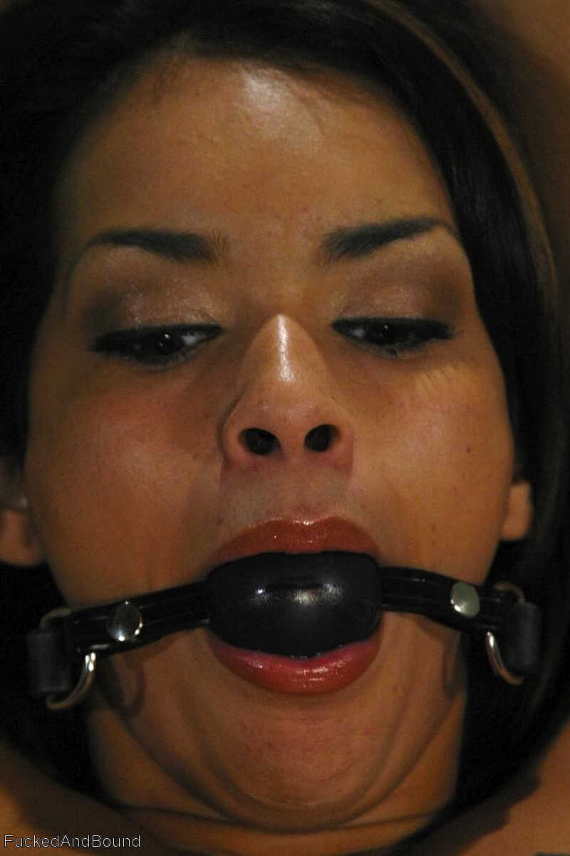Fucked And Bondage Ben English, Daisy Marie- Dominant Feet, Sexy Brunette, Cum BDSM, Vagina BDSM, Tight Jeans, Bound Up, B...