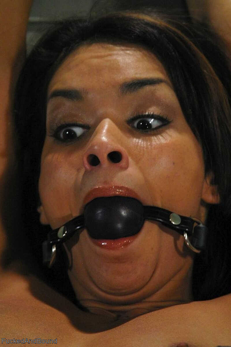 Fucked And Bondage Ben English, Daisy Marie- Dominant Feet, Sexy Brunette, Cum BDSM, Vagina BDSM, Tight Jeans, Bound Up, B...