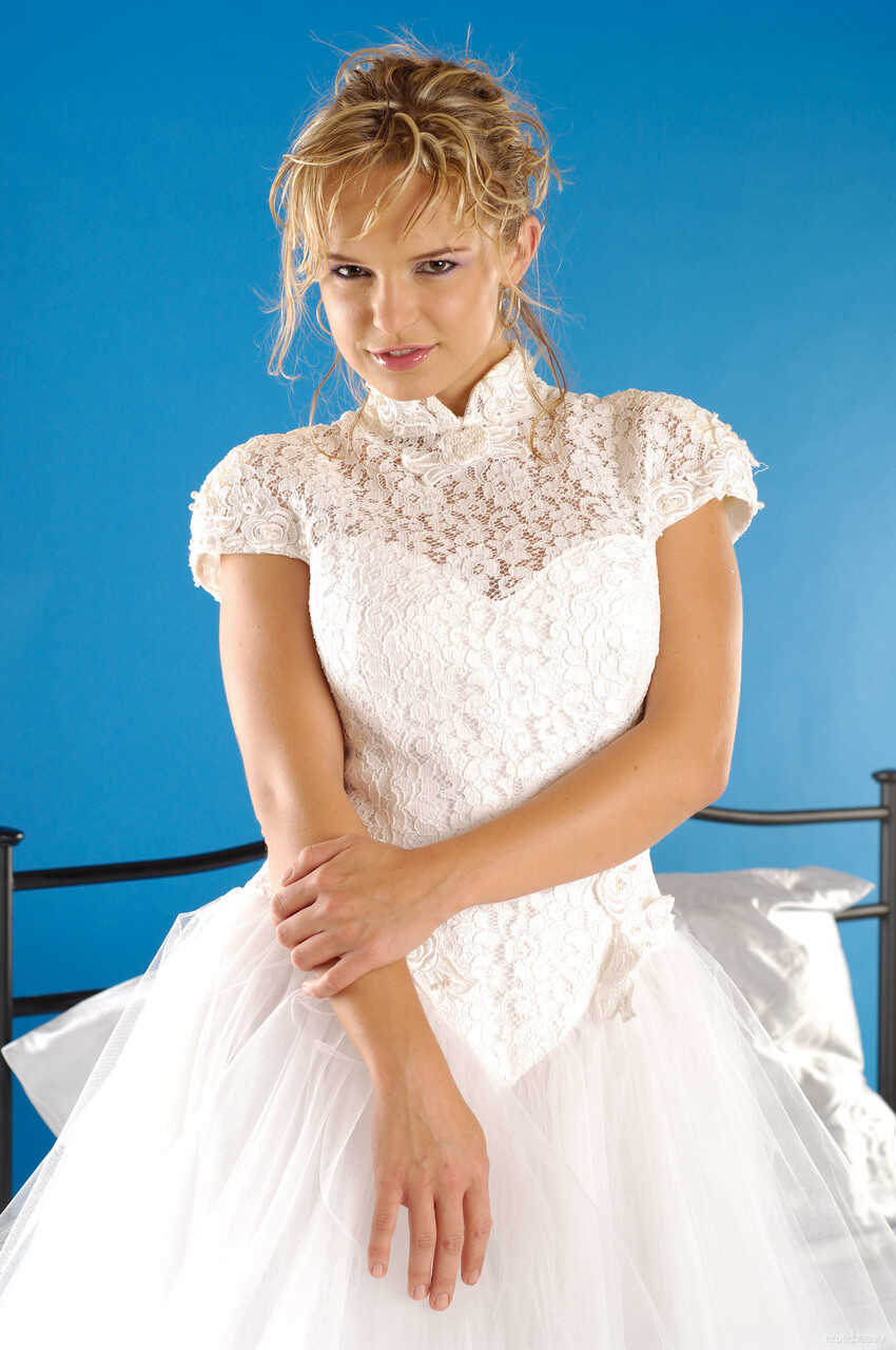 Peach A's Golden Curves: The Wedding Day Disaster - Renata Daninsky