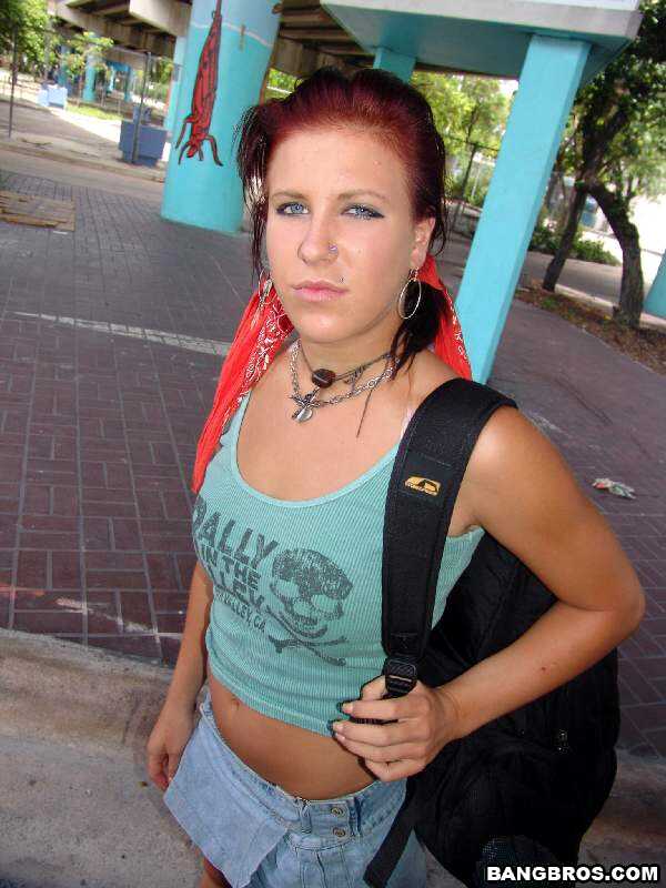 Redheaded Alice Gives a Blowjob to a Stranger and Gets Fucked Doggy-Style in the Great Outdoors with Chubby Cliff while Ch...