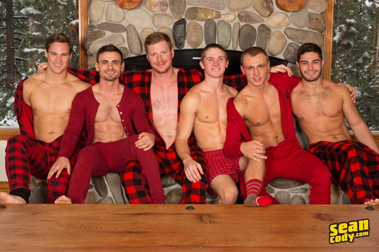 Handsome Jocks Tanner, Bryce, Coleman, David, Andy & Noel Fuck in a Raw, Outdoor Gay Orgy with Big Cocks and Asses on ...