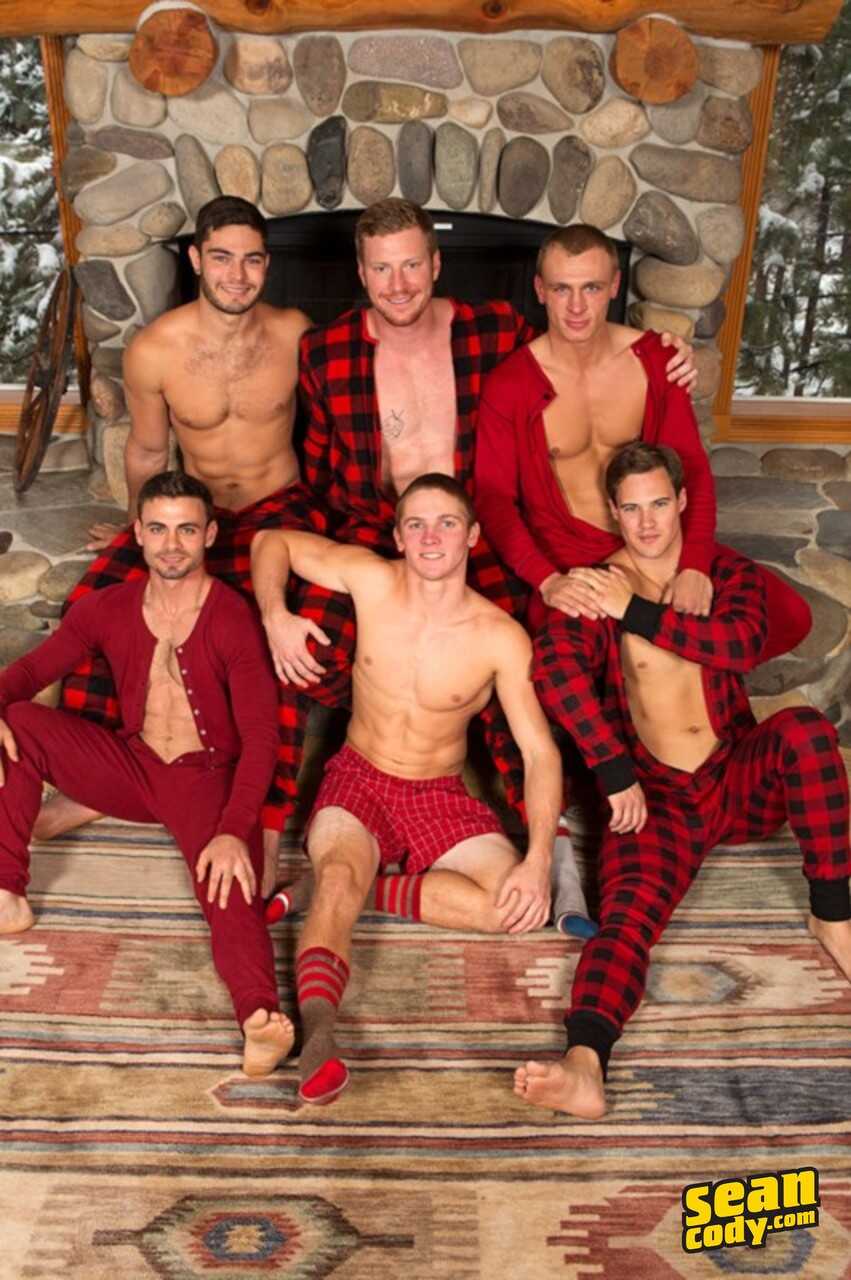 Handsome Jocks Tanner, Bryce, Coleman, David, Andy & Noel Fuck in a Raw, Outdoor Gay Orgy with Big Cocks and Asses on Display