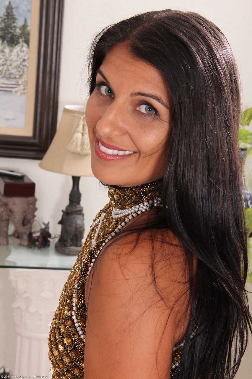 Glamorous mature lady Saffron LeBlanc strips her elegant dress & rubs her clit - Saffron LeBlanc
