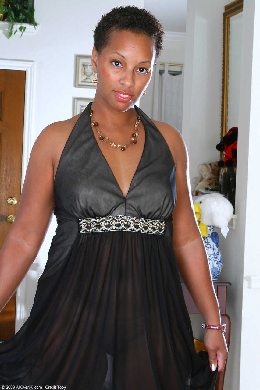 Stacy J's Bubble Butt and Shaved Cunt Explosion: A Short-Haired Ebony MILF's Solo Adventure - Stacy J