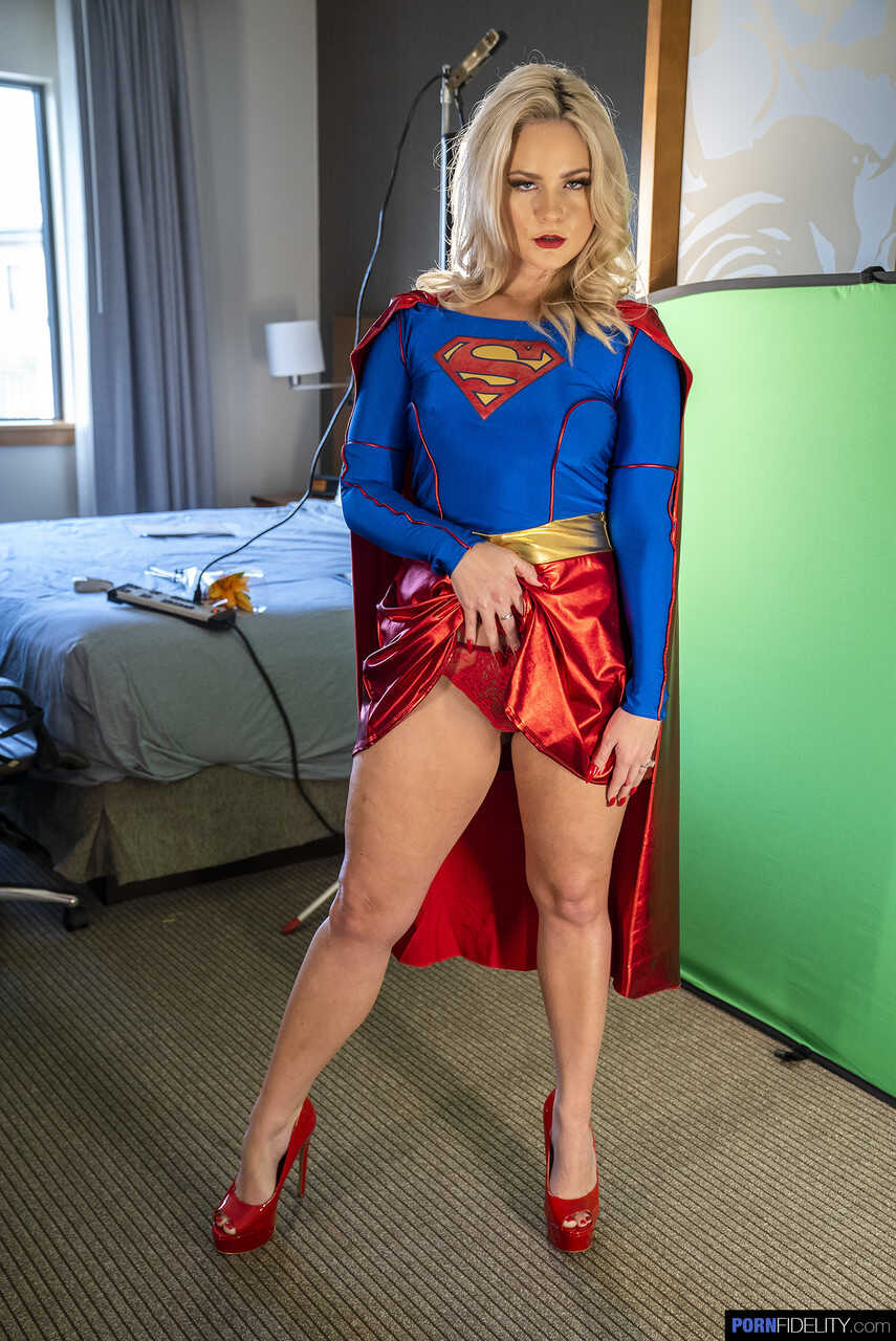 Blonde supergirl Lisey Sweet shows off her yummy ass and hot tits in a solo cosplay session - Lisey Sweet