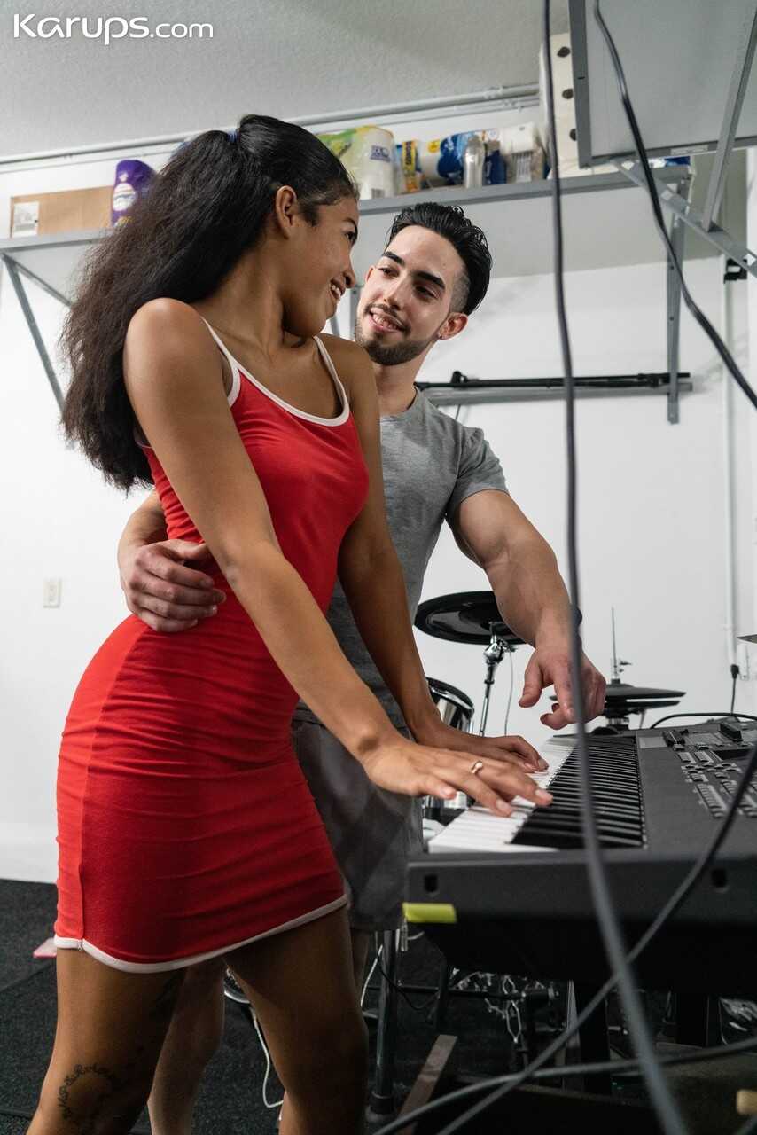 Brunette Rockstar Maya Farrell rides a big cock & takes a drippy facial while getting her ebony ass pounded by the tal...