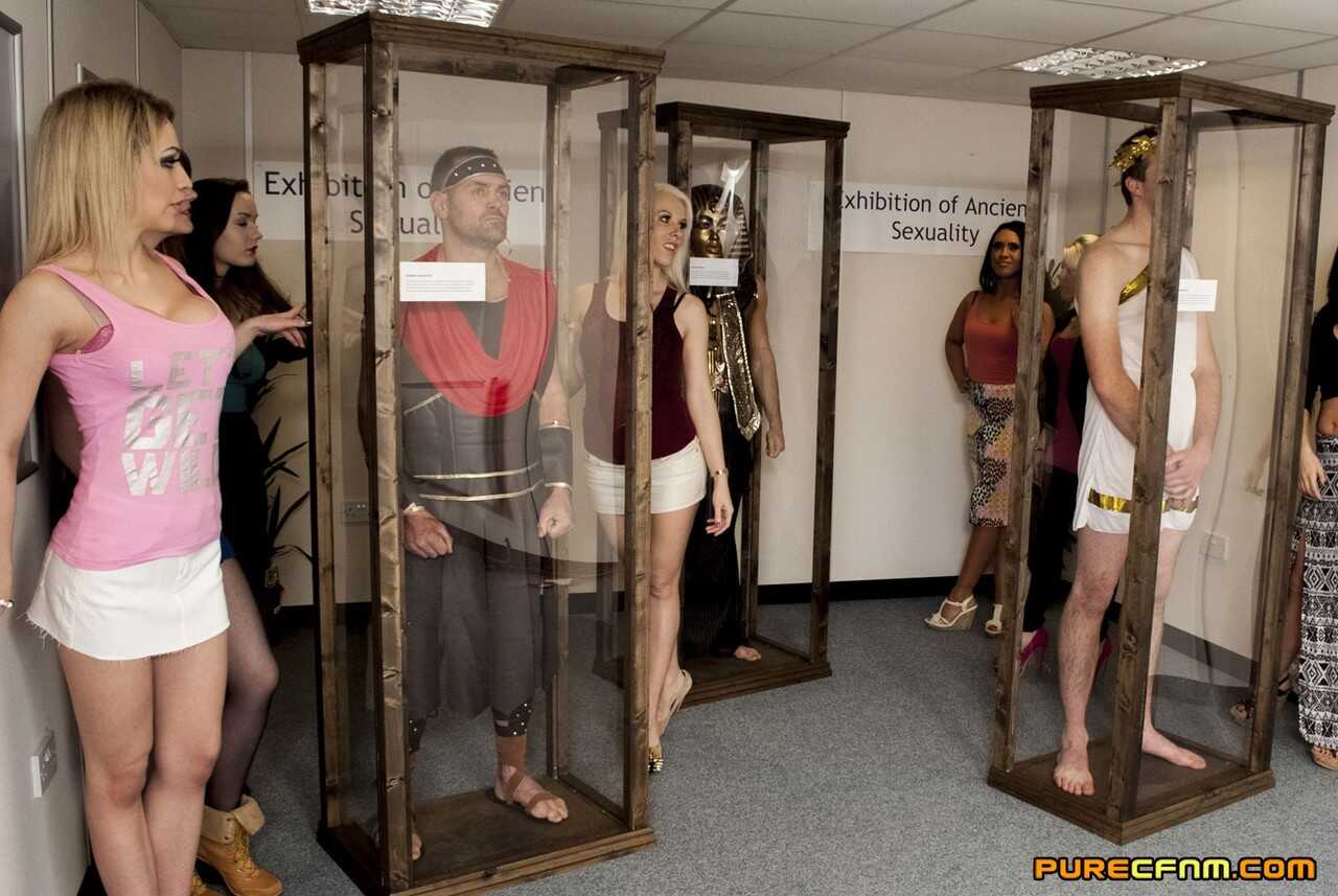 Dressed up hotties watch handsome naked men masturbate at the museum   British CFNM: The Royal Masturbation Show - Amy Mat...