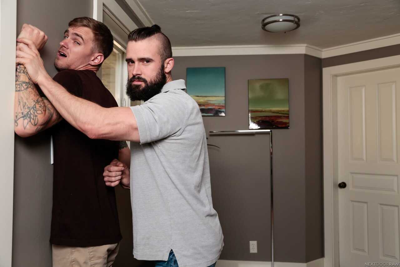 Dark haired fella Mathias gets ass-fucked by tattooed jock Ryan Jordan during a hardcore gay sex session - 