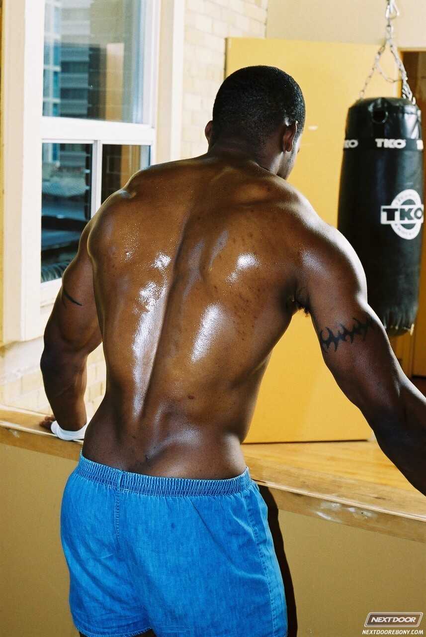 Houston's Hustler: Black muscled God unleashes his massive cock for a solo shower - 