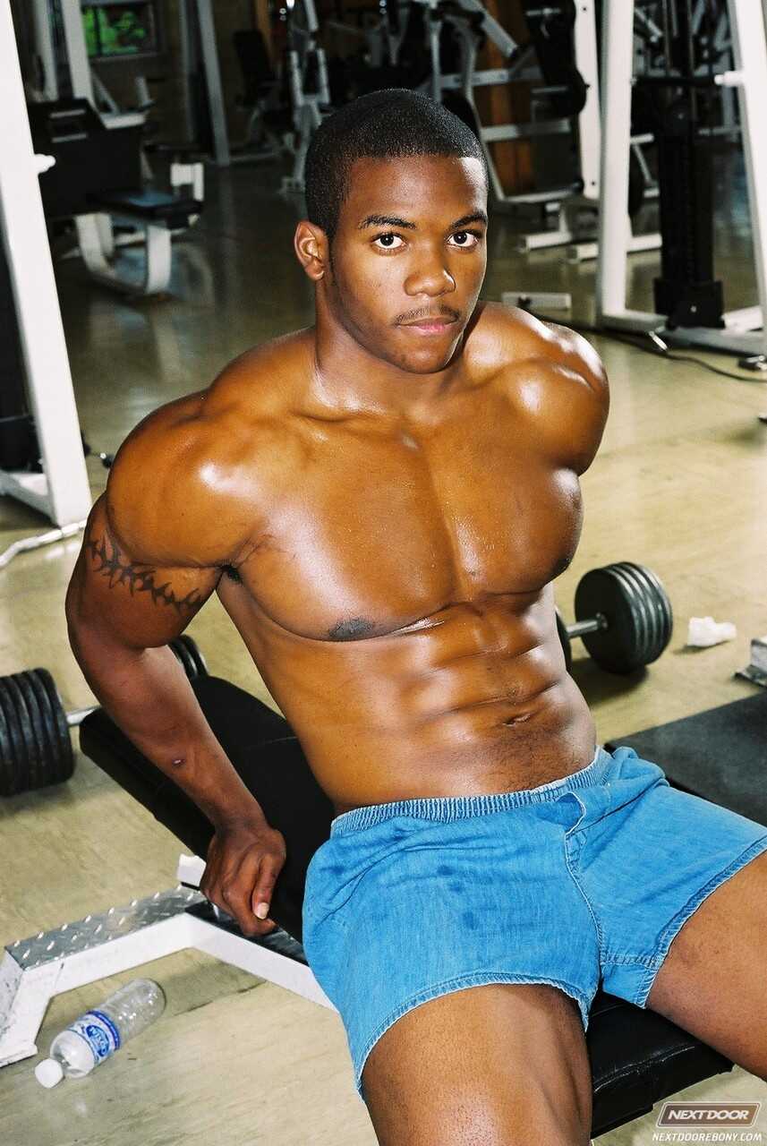 Houston's Hustler: Black muscled God unleashes his massive cock for a solo shower - 