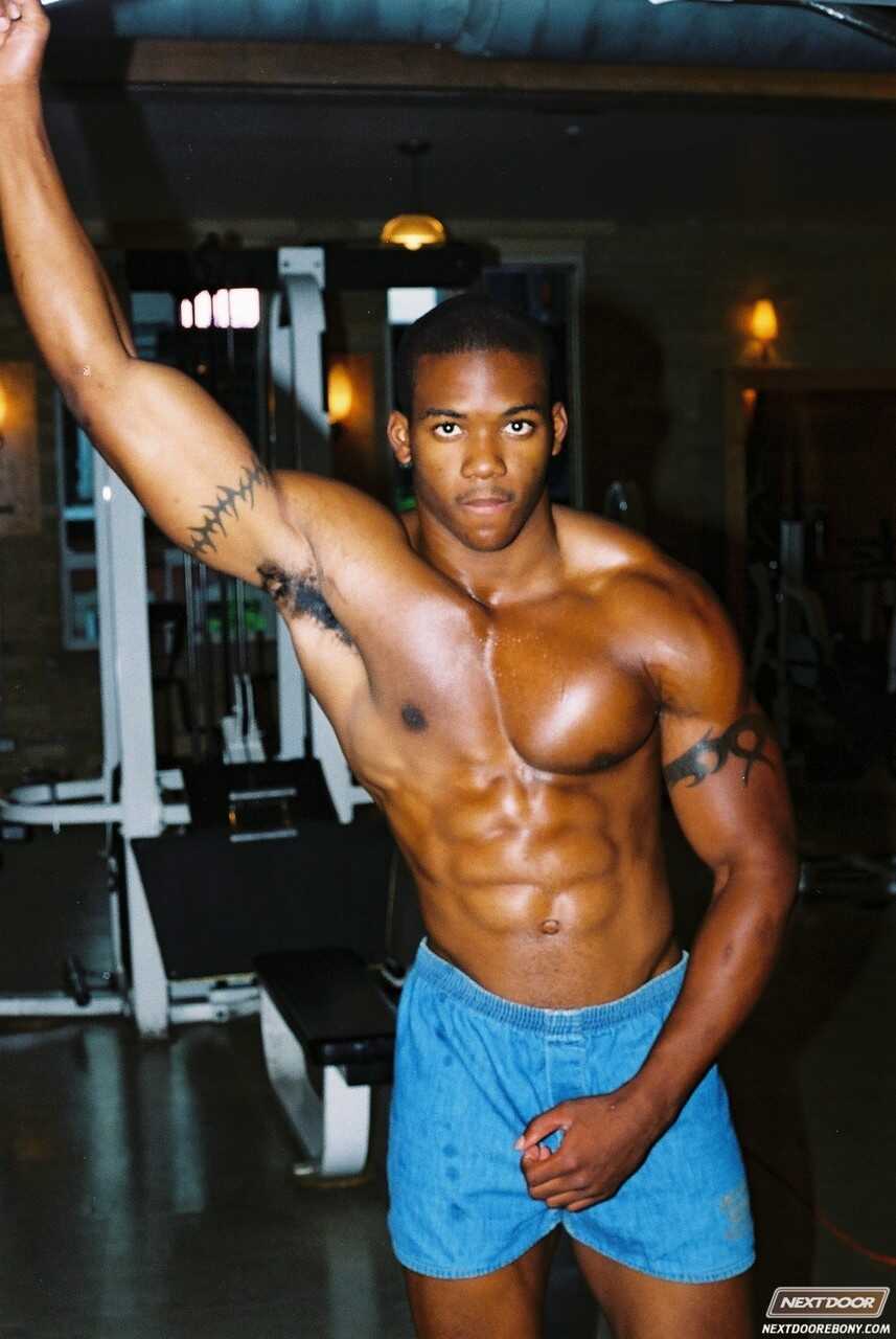 Houston's Hustler: Black muscled God unleashes his massive cock for a solo shower - 