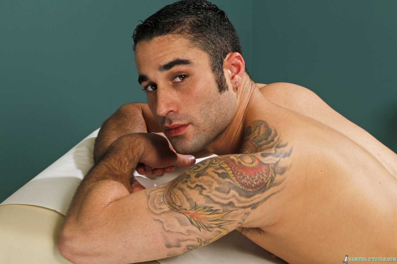 Sexy Tattooed Muscle God Samuel O'Toole Pulls Out His Monster Cock and Masturbates for Your Pleasure - 