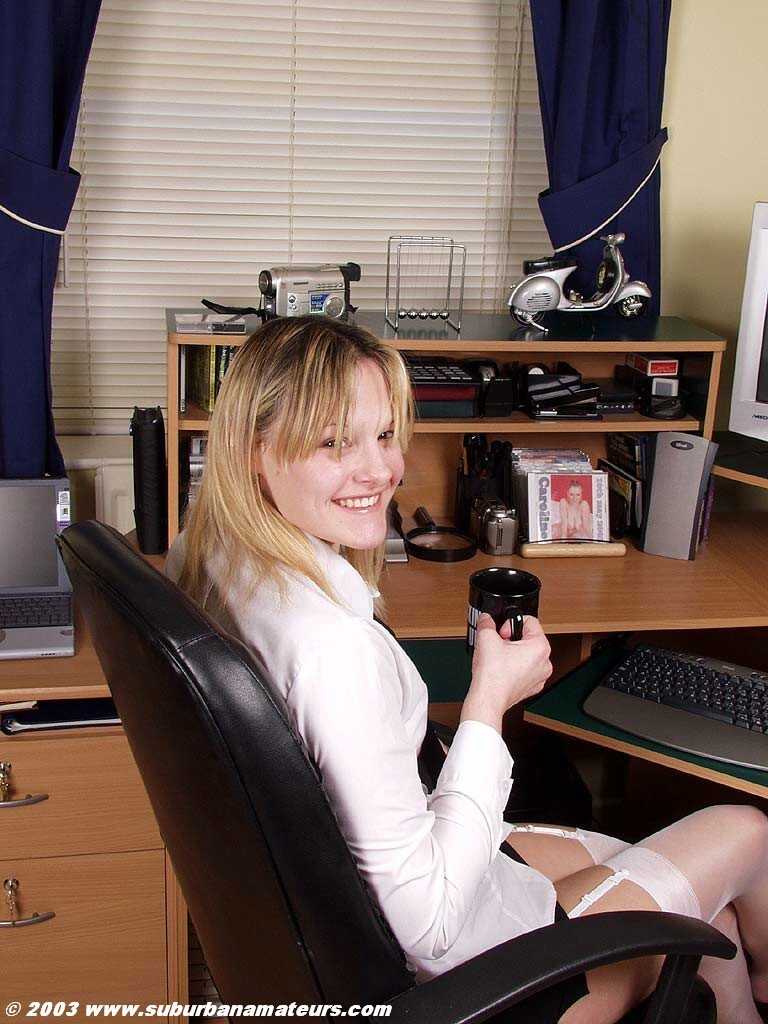 The Adorable Jodie's Secretary Butt-Fucking Adventure with her Boss in the Office! - Jodie
