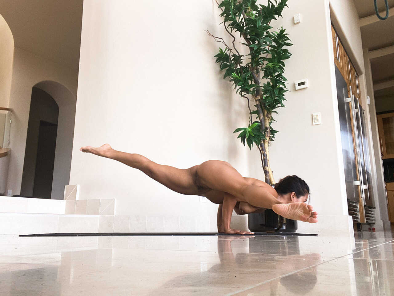 Amateur babe Lana Violet shows her big booty while doing yoga butt naked and gets her hairy ass spread during open asshole...