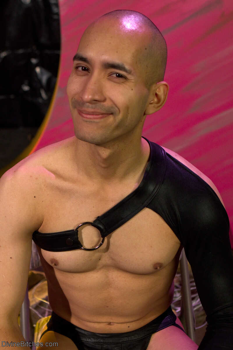 Pegged by the Divine Bitches: Kip Johnson, Lorelei Lee, Maitresse Madeline Marlowe and Reed Jameso Get Dominated by Mistre...