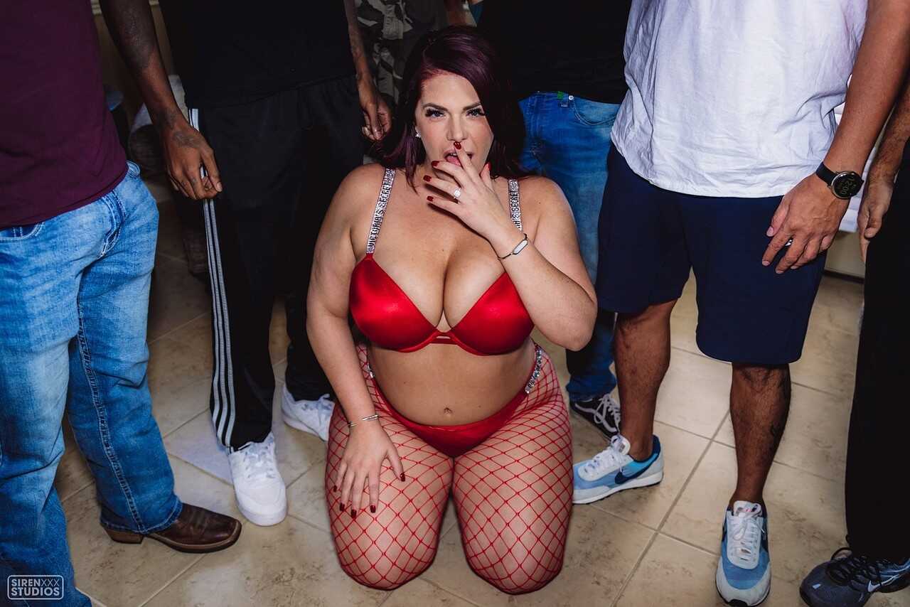 Chubby Wife in Red Lingerie Jessica Jax Cums on Her Face During a Hot Chubby Gangbang with MILF Bukkake and Big Tits Gangb...