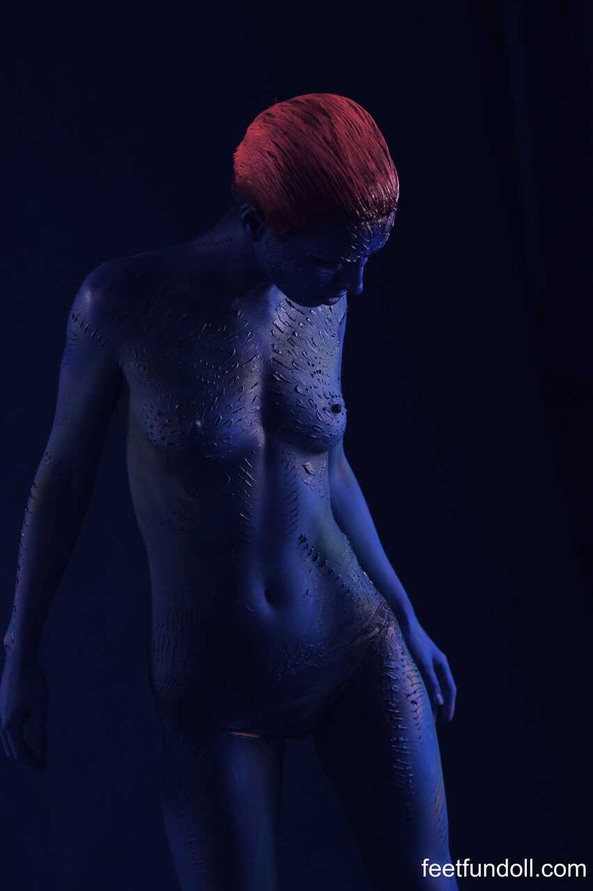 Redheaded babe in cosplay body paint Lisa Dove flaunts her tiny boobs and bottom! - Lisa Dove