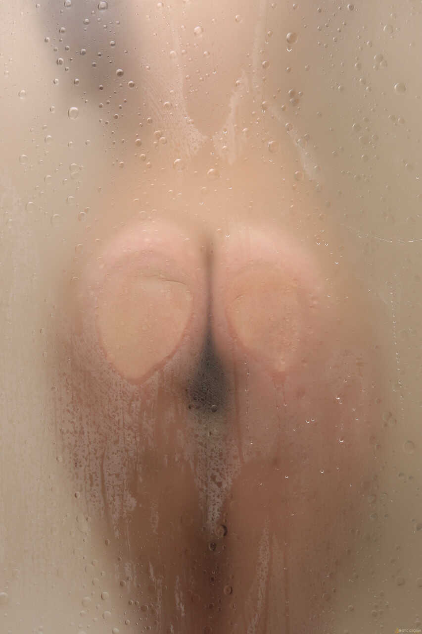 Cecelia's Small Boobs and Amazing Ass in the Shower, Bush Flaunt