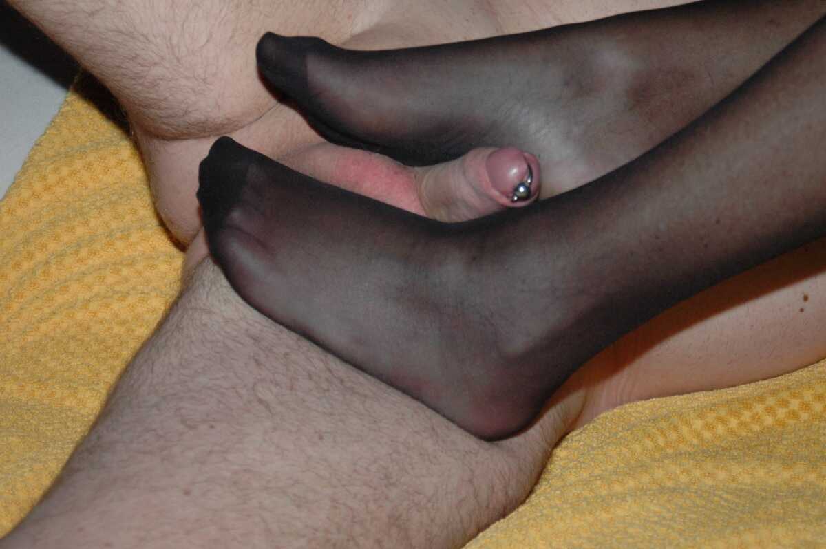 Blonde MILF Goddess Kyra Nylons Gives an Intense Footjob in Black Pantyhose