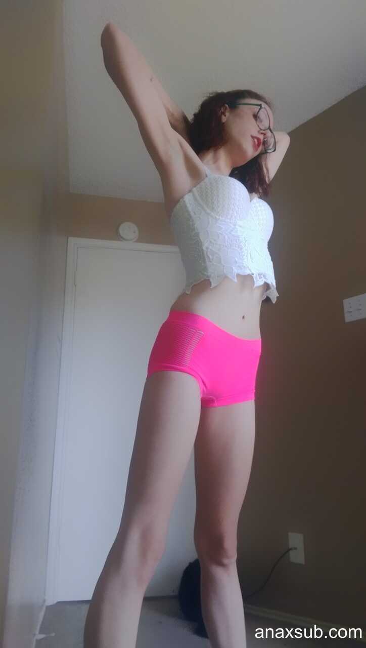 Natural MILF with a Skinny Body Takes it Hard in the Bedroom - 