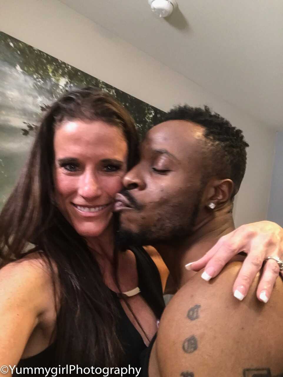 Sofie's Black Blowjob: A Sevyan Harden Selfie with a Tall MILF's Big Black Dick - Sevyan Harden, Sofie Marie